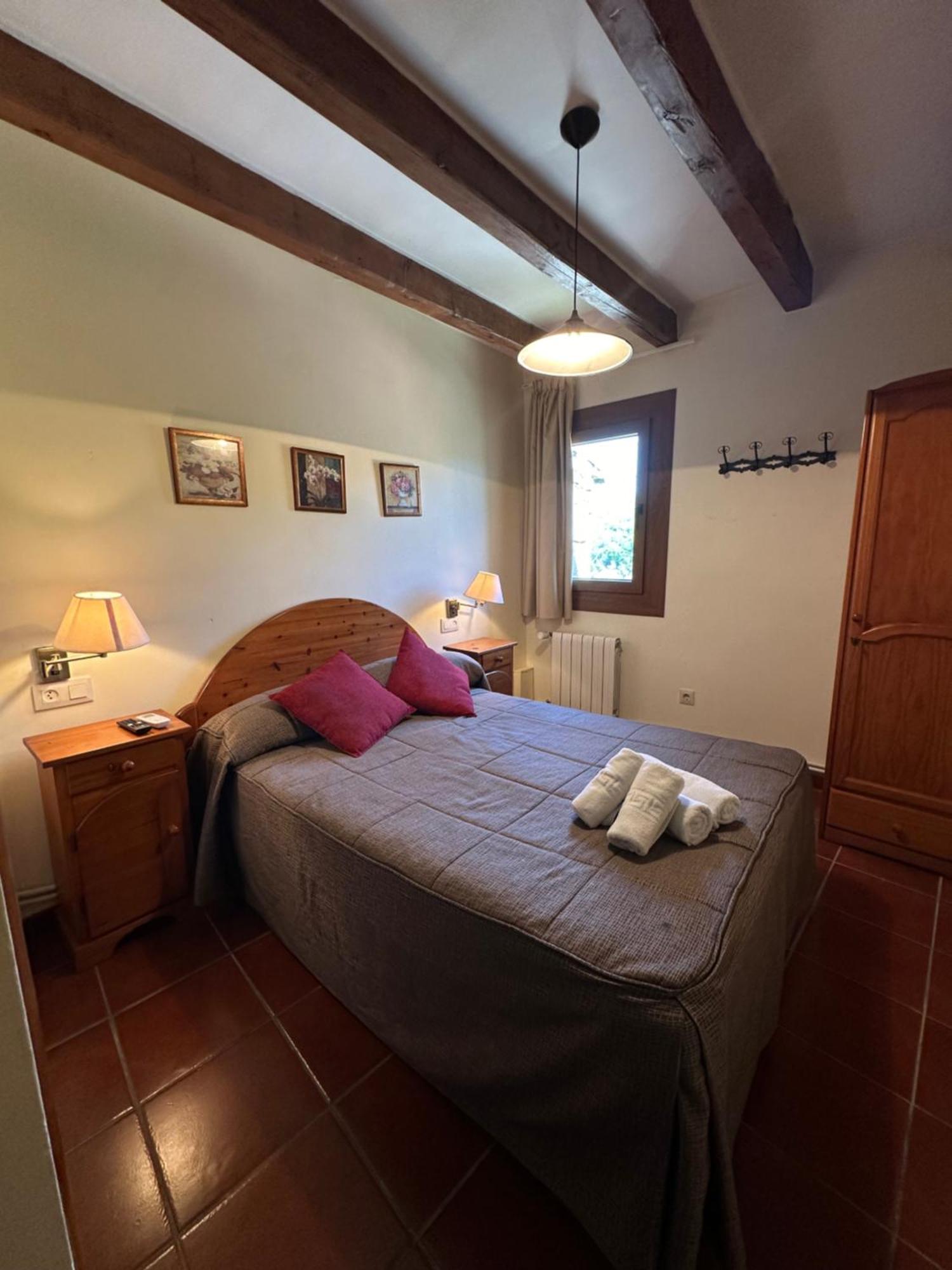 Hostal Centre Del Montsec Llimiana Ngoại thất bức ảnh